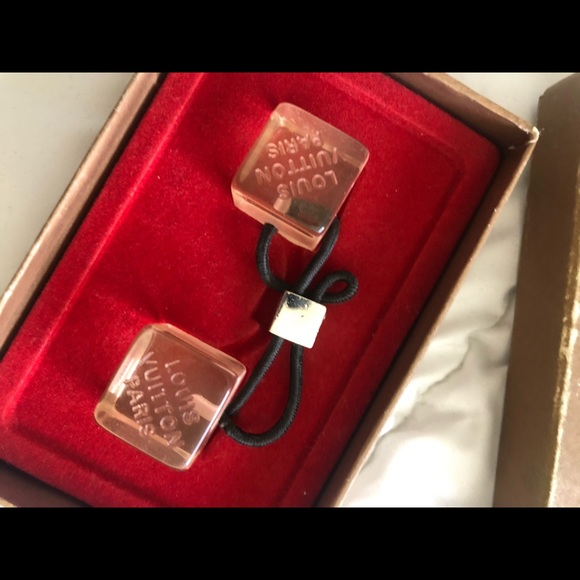 Louis Vuitton cube hair the - Picture 2 of 6